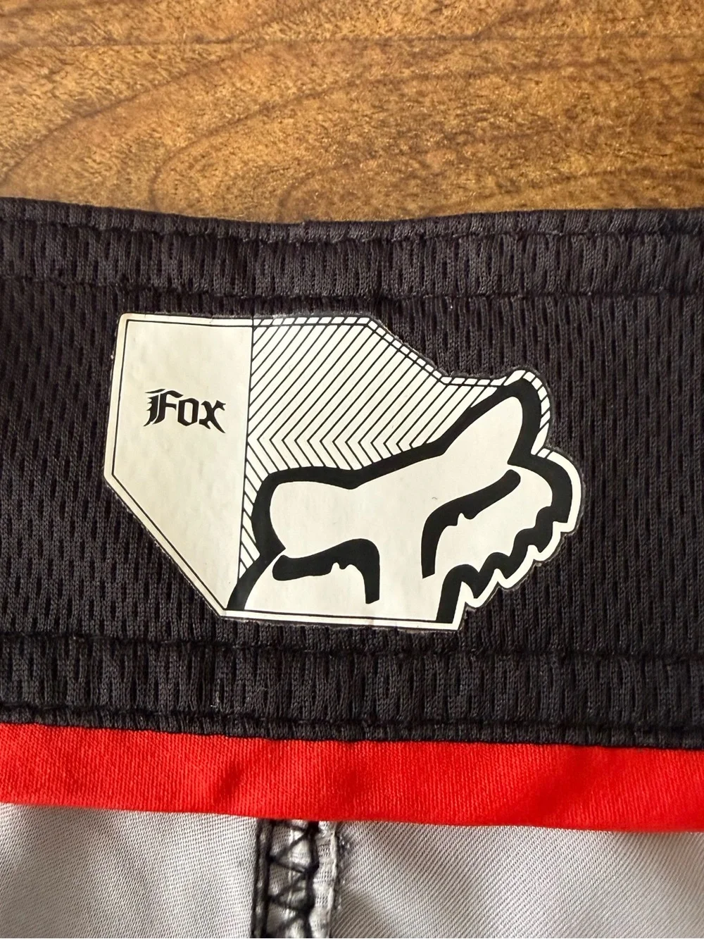 Y2k Fox Racing Men’s Board Shorts Black White Red Graphic Print Sz 32